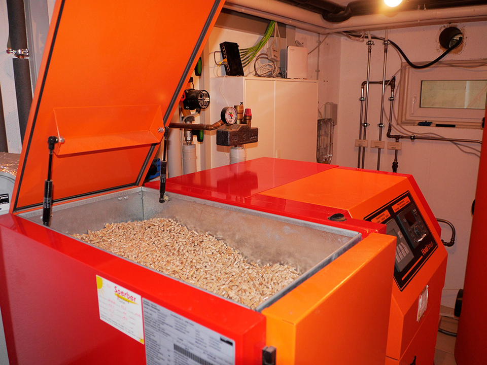 Palletheizung2 bei Elektro Buchwald in Hanau